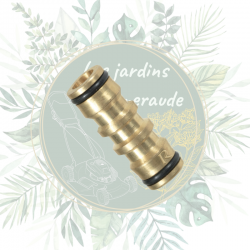 Raccord en laiton pour système d'arrosage. Compatible avec les raccords Gardena, qualité professionnelle